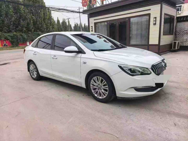 保定17年别克英朗4