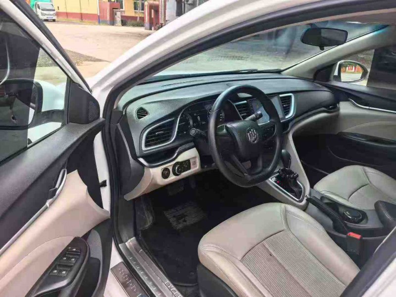 保定17年别克英朗5