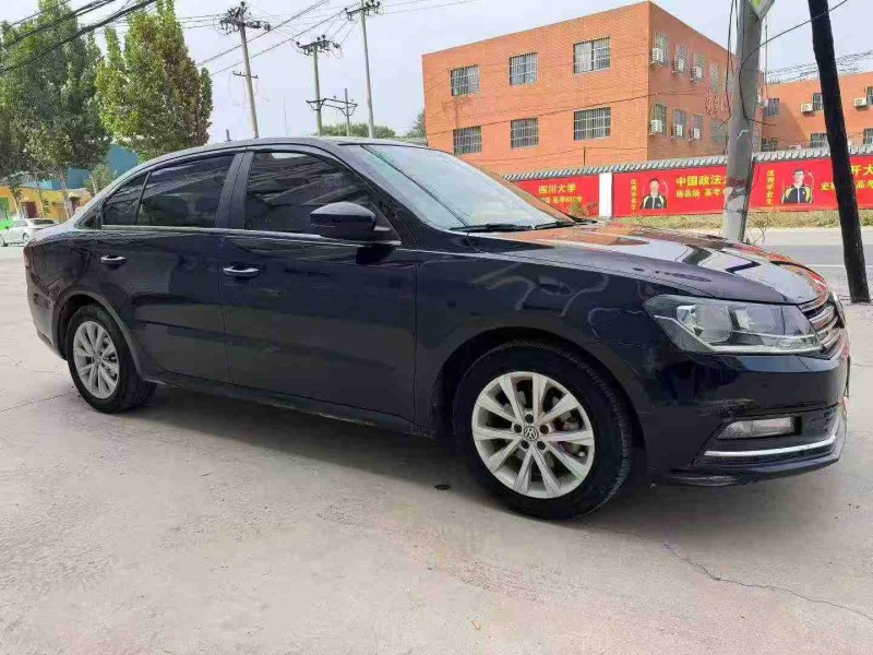 保定17年大众朗逸2