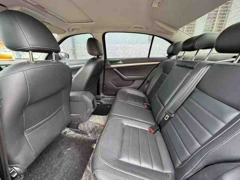 保定17年大众朗逸7