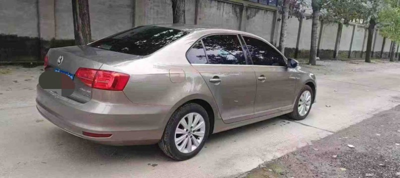 保定16年大众速腾7