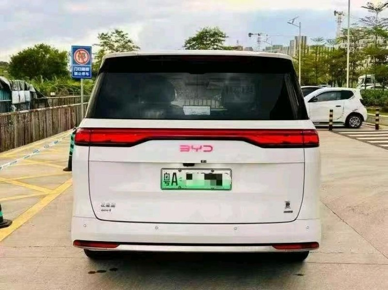 广州25年比亚迪夏9