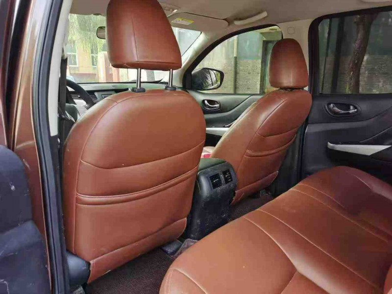 保定19年日产纳瓦拉7