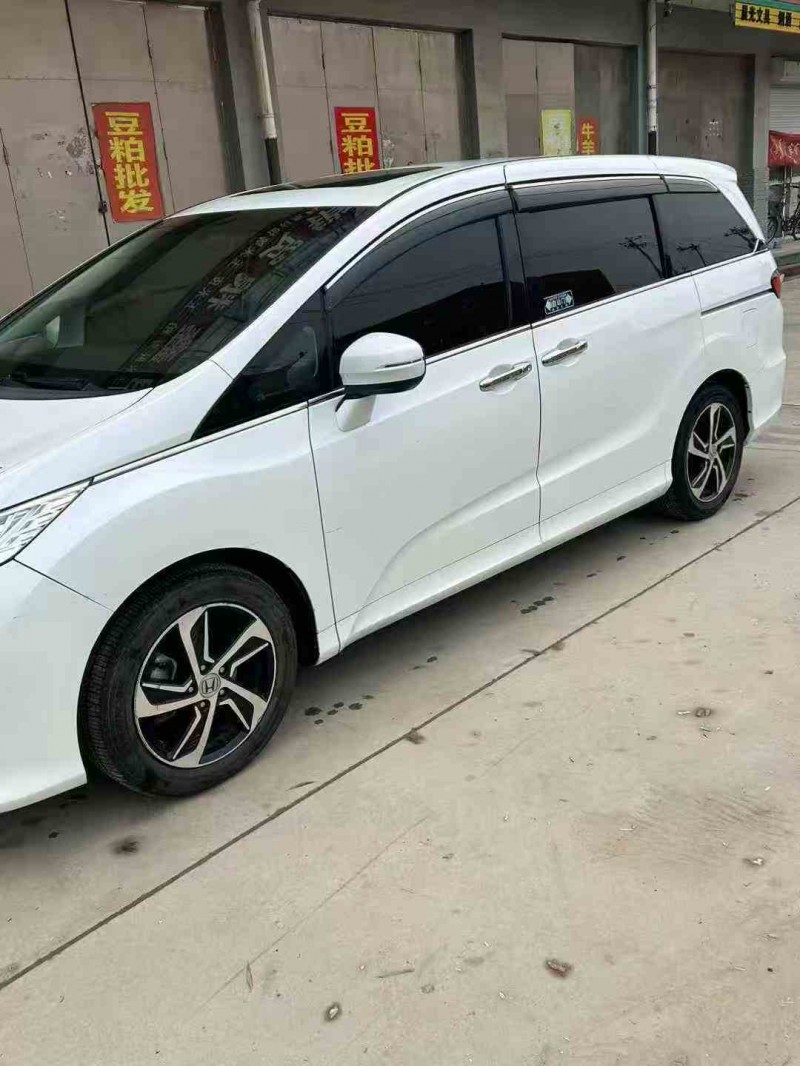 保定16年本田奥德赛2