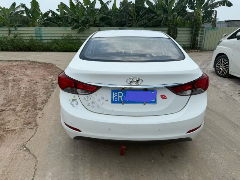 中山17年现代朗动4