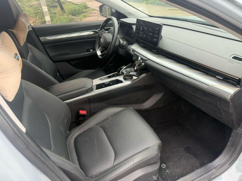 中山23年吉利雷神8