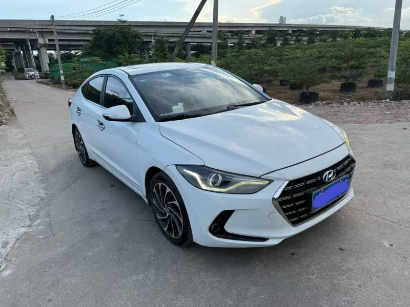 中山19年现代领动2