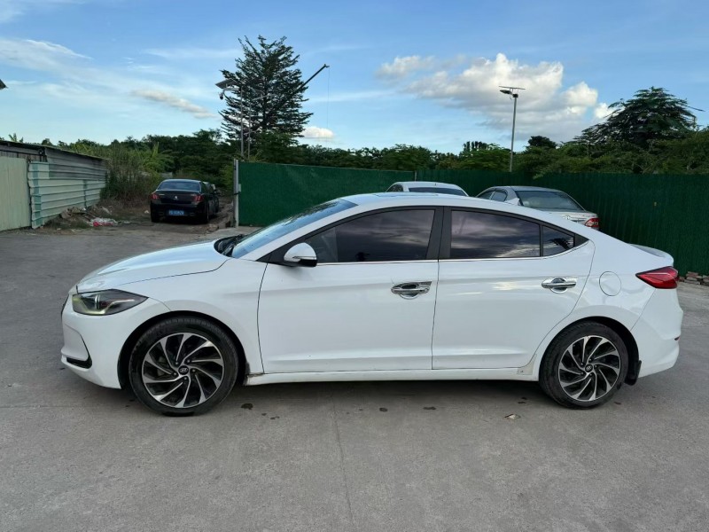 中山19年现代领动5