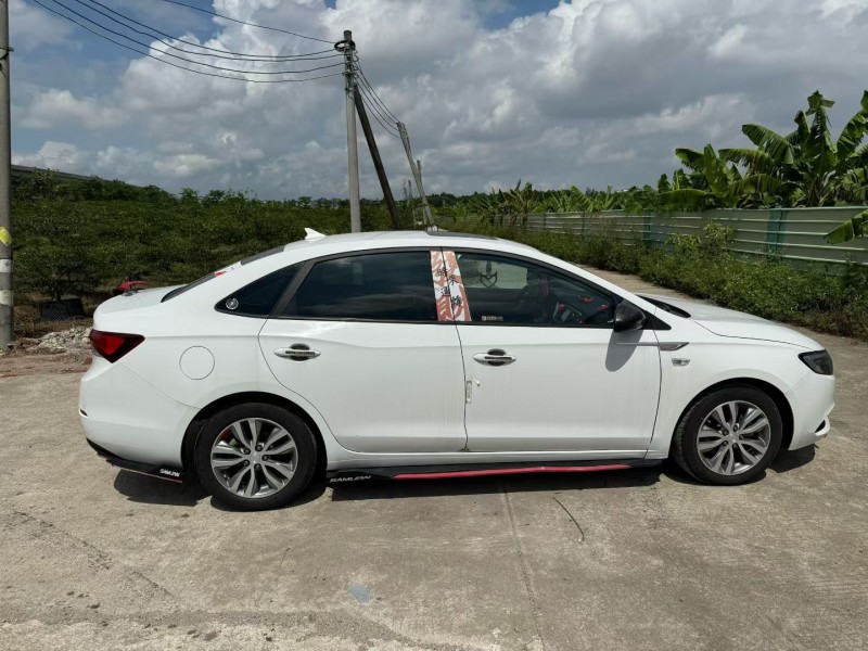 中山20年别克英朗3