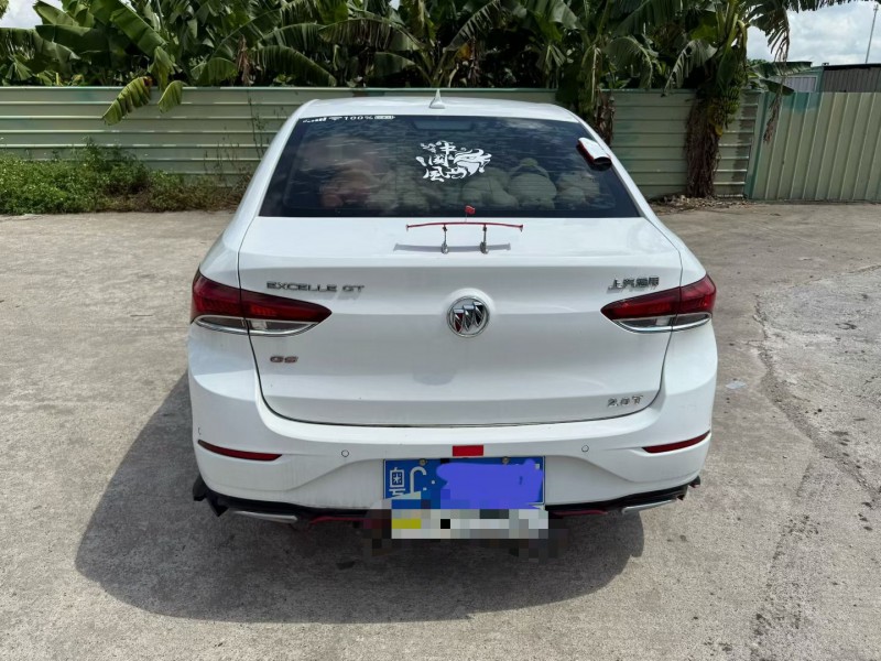 中山20年别克英朗4