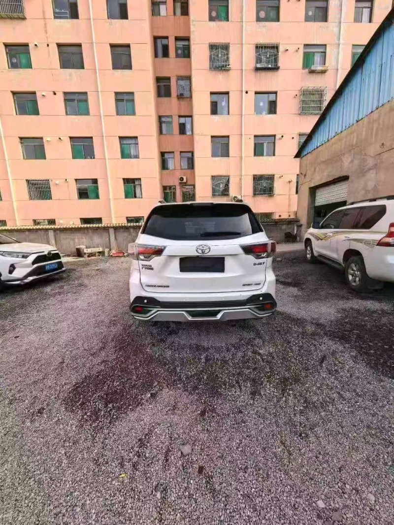 焦作18年丰田汉兰达6