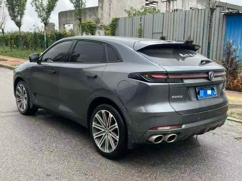 东营21年长安汽车UNI6