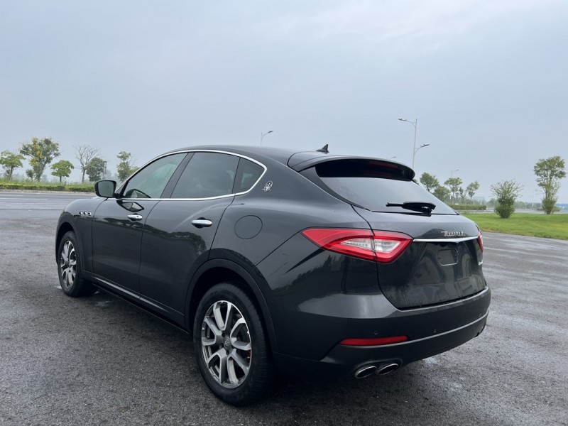 盐城18年玛莎拉蒂Levante9