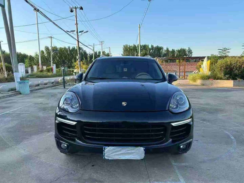 徐州17年保时捷卡宴1