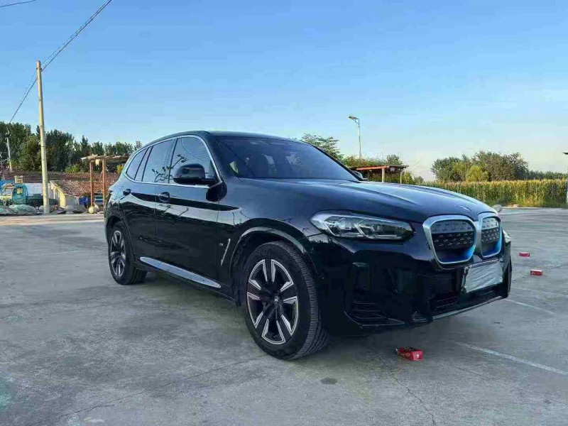 徐州22年宝马IX33