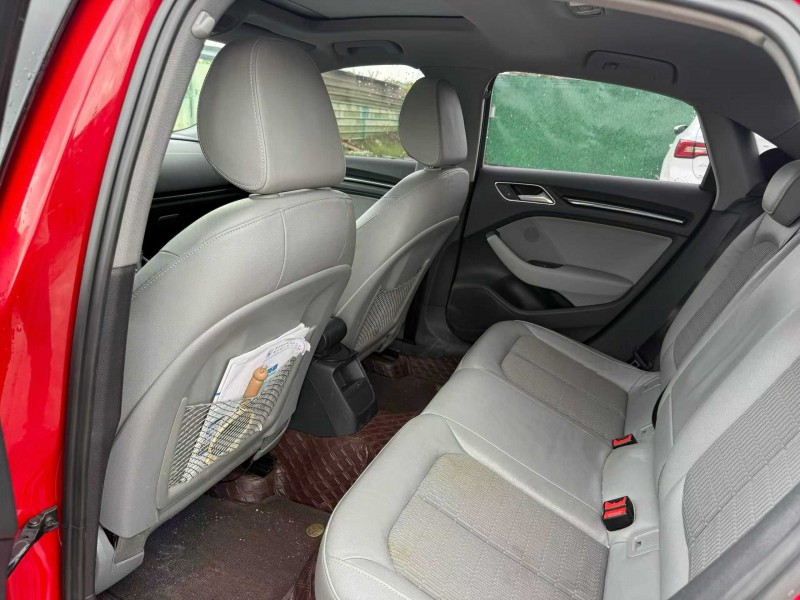 中山18年奥迪A38