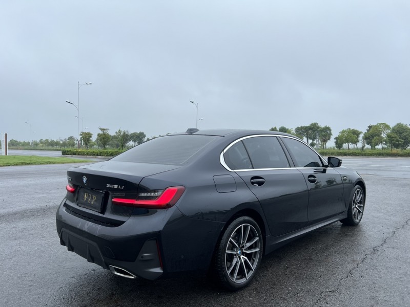 盐城23年宝马3系8