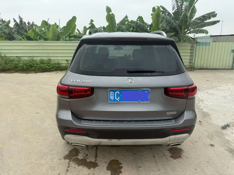 中山20年奔驰GLB4