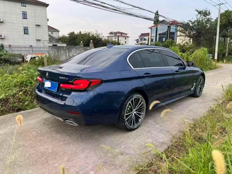 宁波21年宝马5系8