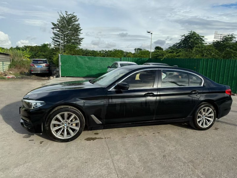中山18年宝马5系5