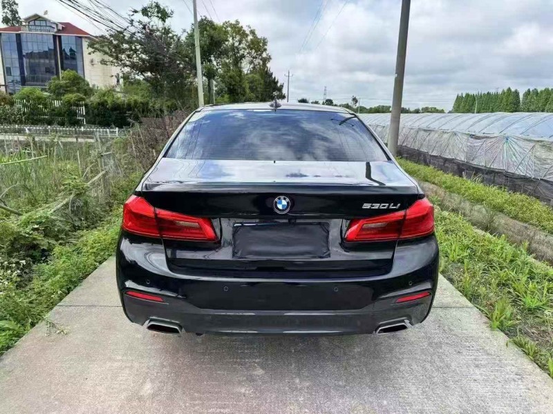 宁波20年宝马5系8