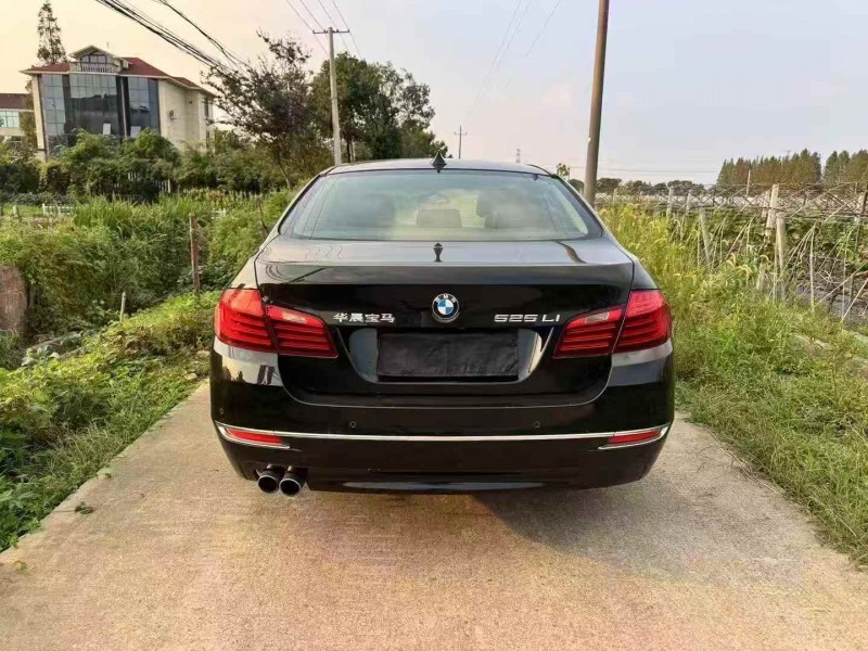 杭州16年宝马5系9