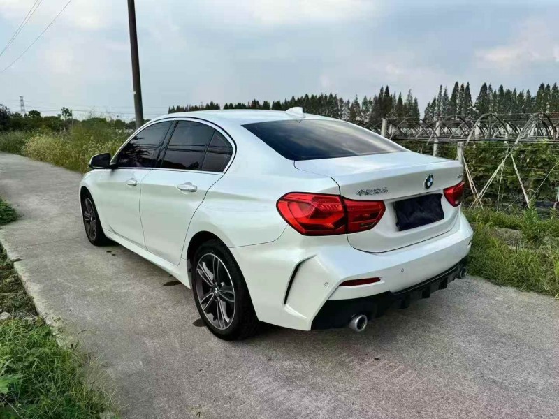 宁波23年宝马1系7