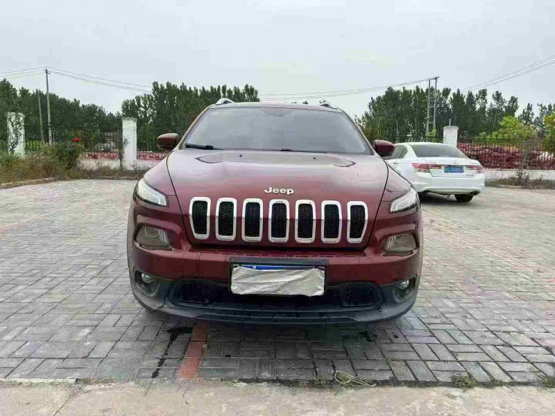 徐州16年Jeep自由光1