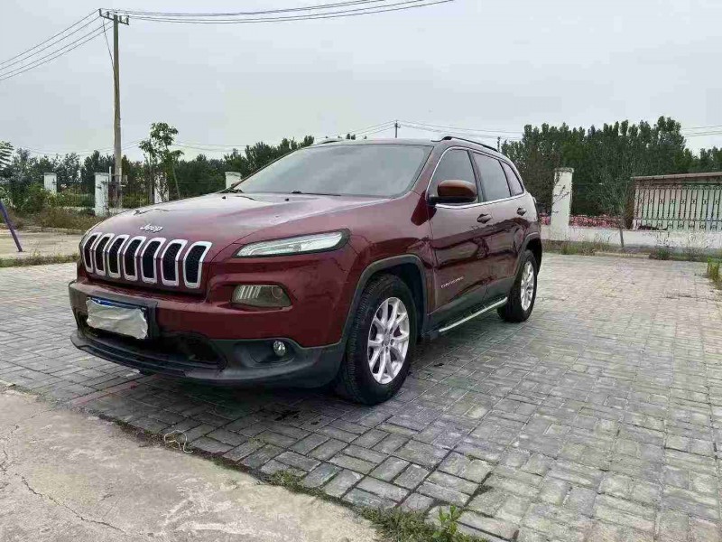 徐州16年Jeep自由光2