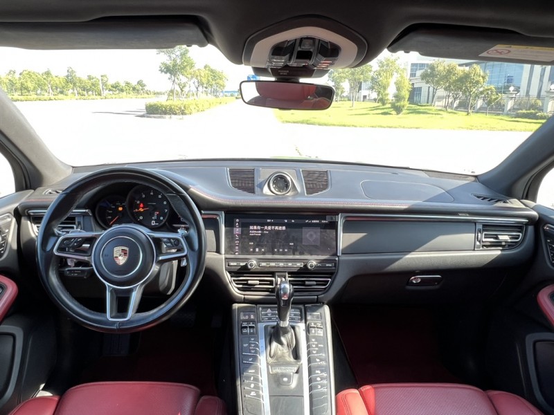 盐城20年保时捷Macan7