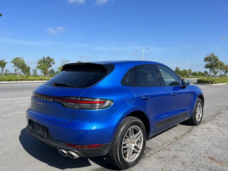 盐城20年保时捷Macan8