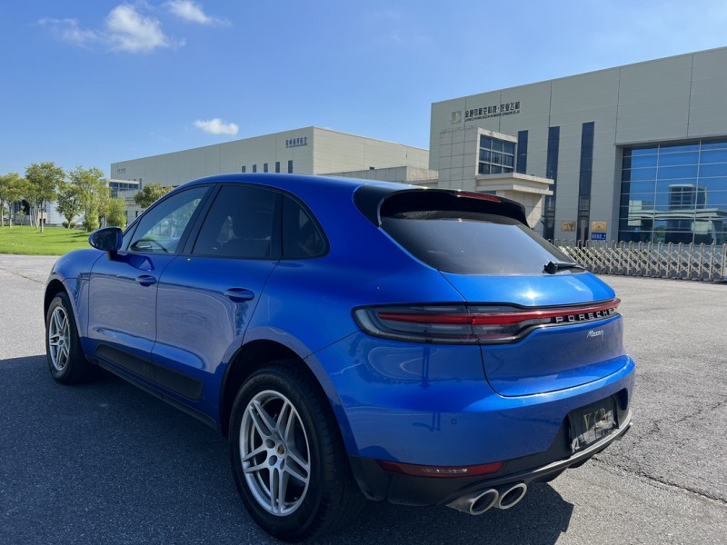盐城20年保时捷Macan9