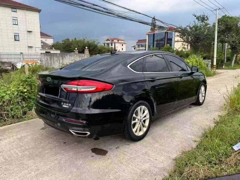 舟山19年福特蒙迪欧5