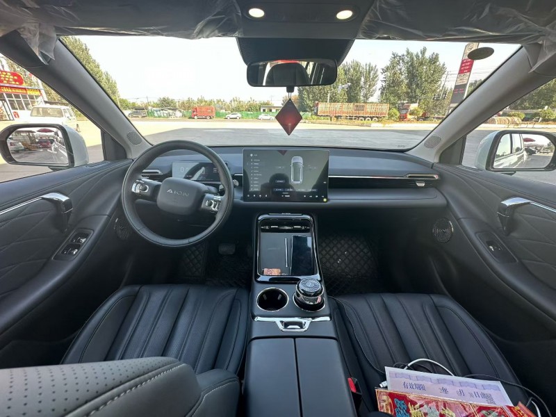 保定24年传祺埃安V5