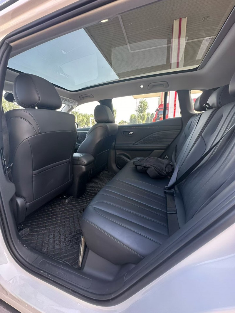 保定24年传祺埃安V6