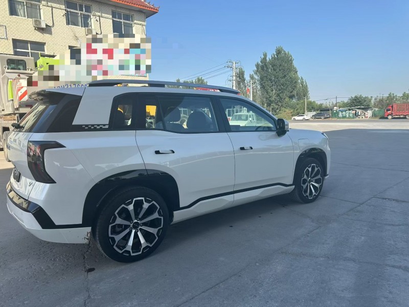 保定24年传祺埃安V8