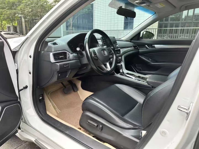 佛山20年本田雅阁3