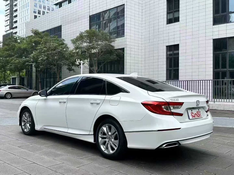 佛山20年本田雅阁6