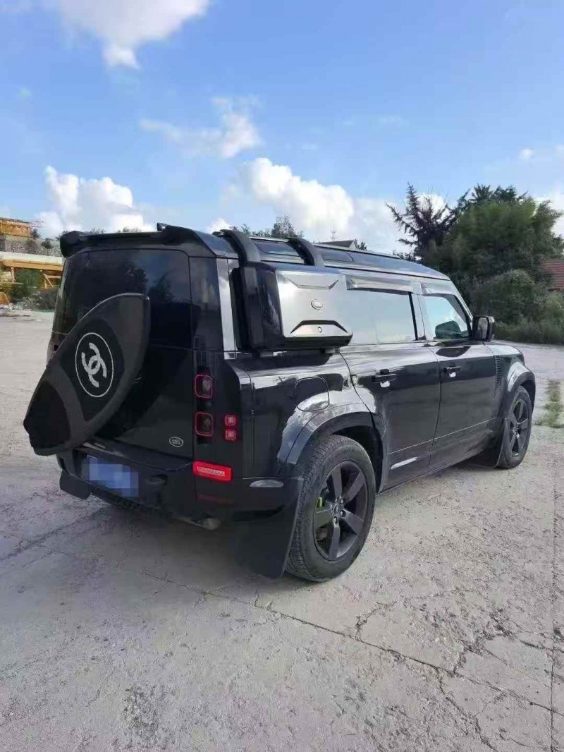 东营21年路虎卫士7