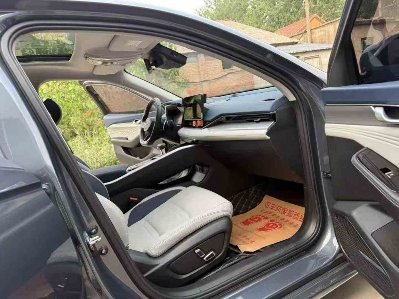 徐州23年吉利星瑞6