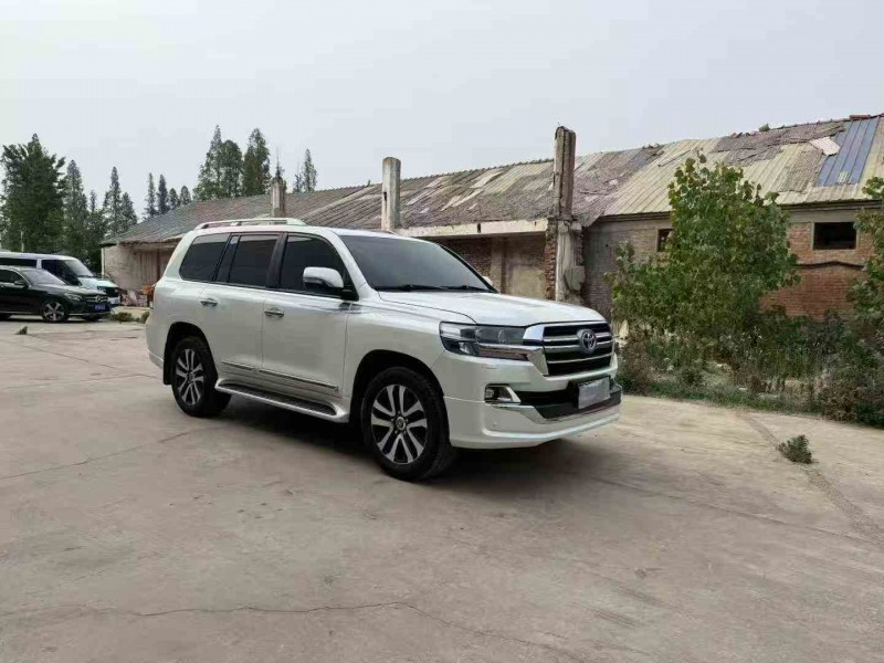 徐州19年丰田兰德酷路泽3