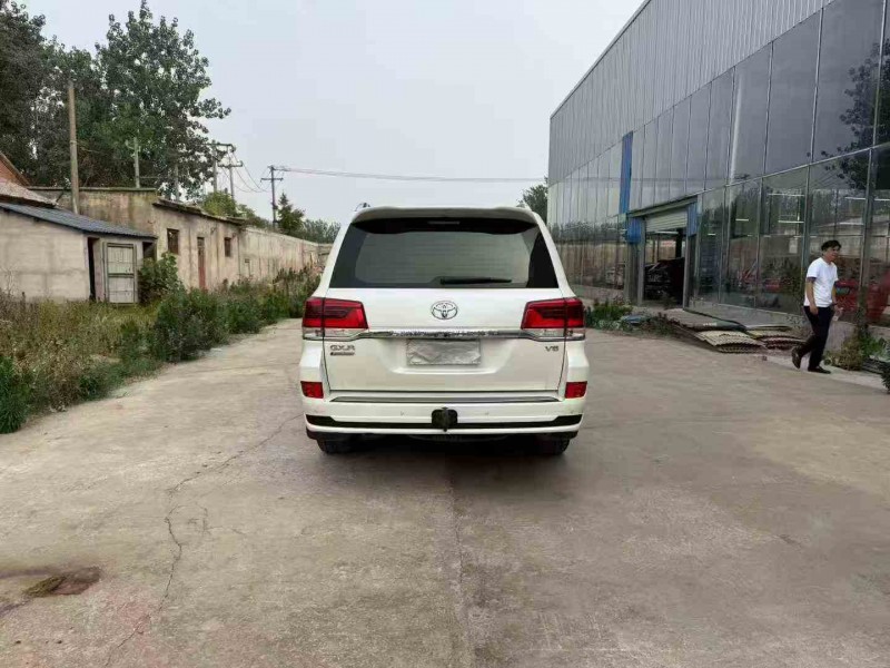 徐州19年丰田兰德酷路泽9