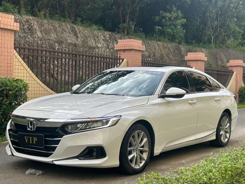 东莞22年本田雅阁2