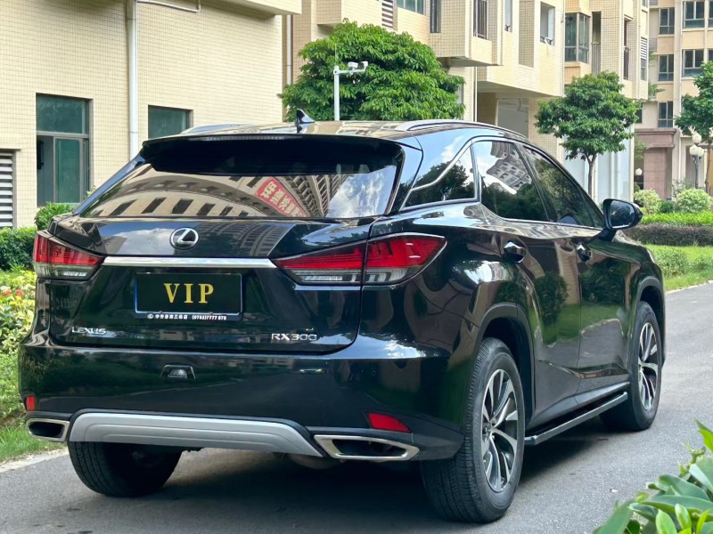 东莞22年雷克萨斯RX7