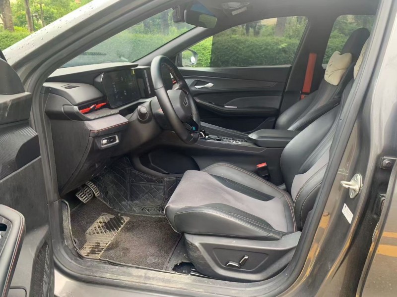 茂名22年吉利缤瑞4