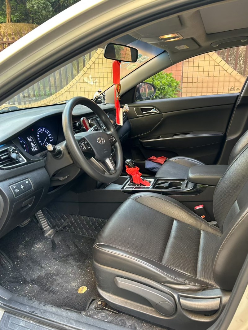 东莞14年现代名图3