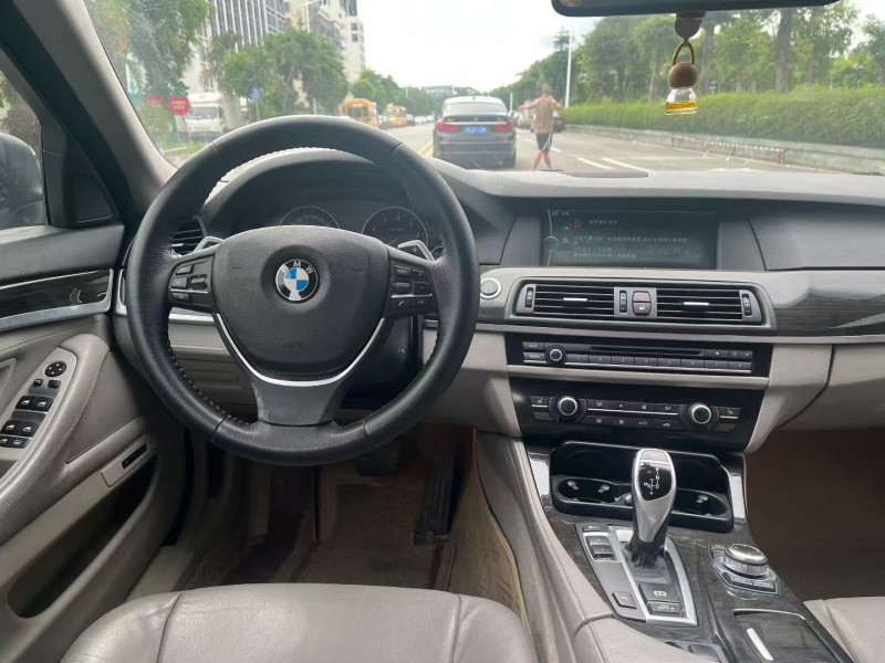 茂名10年宝马5系4