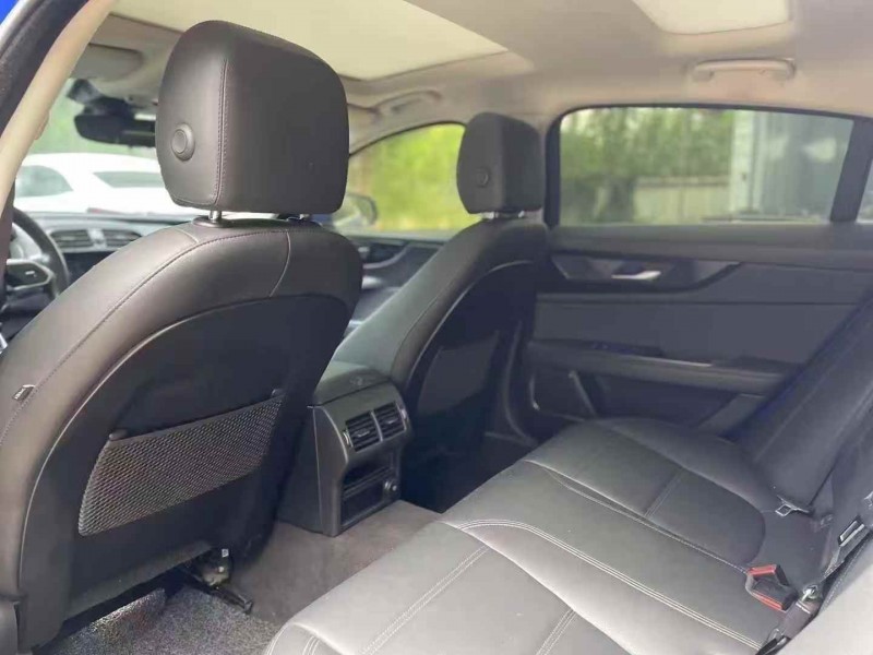 枣庄20年捷豹XE5