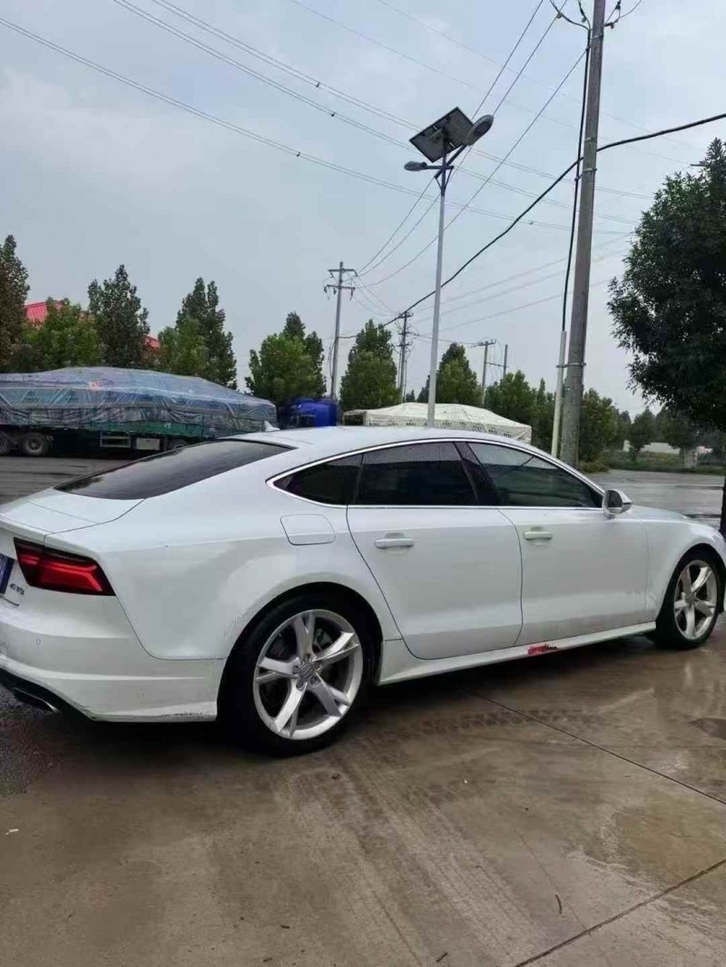 潍坊17年奥迪A7L8