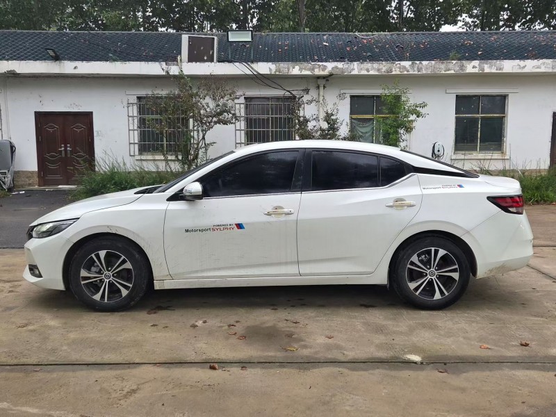 郑州22年日产轩逸6